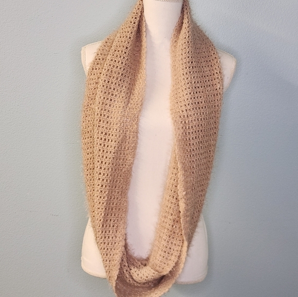 Cozy tan brown lightweight Knit versatile Infinity Scarf - Picture 4 of 5